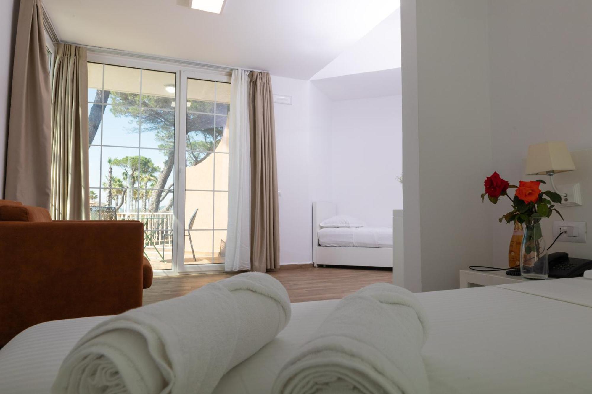 Prestige Resort Golem  Ngoại thất bức ảnh